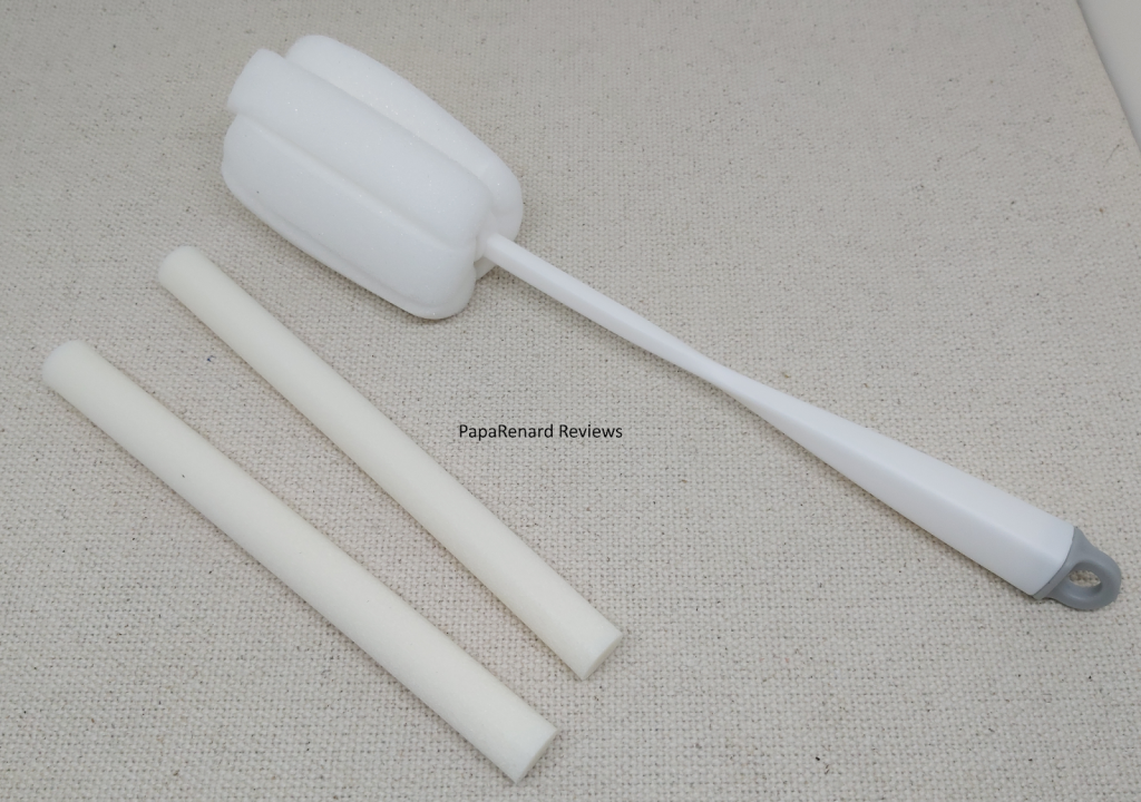 Goupillon et bâtonnets de séchage